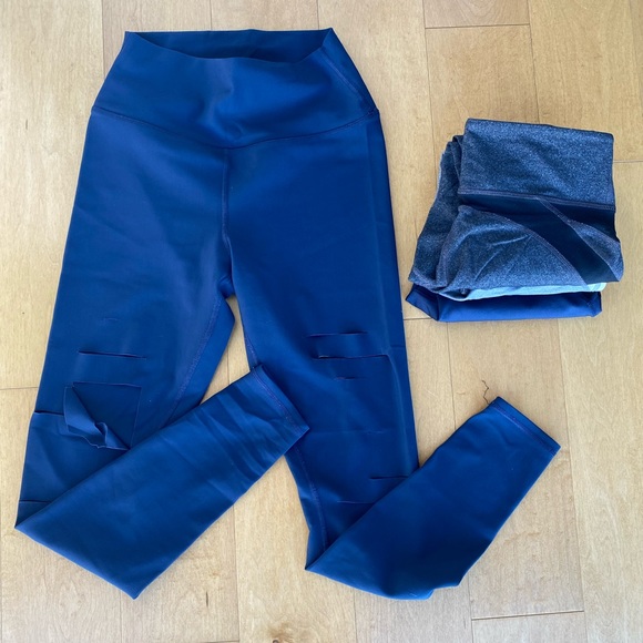 5 Leggings bundle! Alo Yoga+ Ellie 2 long and 3 capri! Size Small - Picture 5 of 8